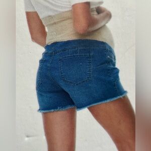 🆕Haute Mama Jean Maternity Shorts